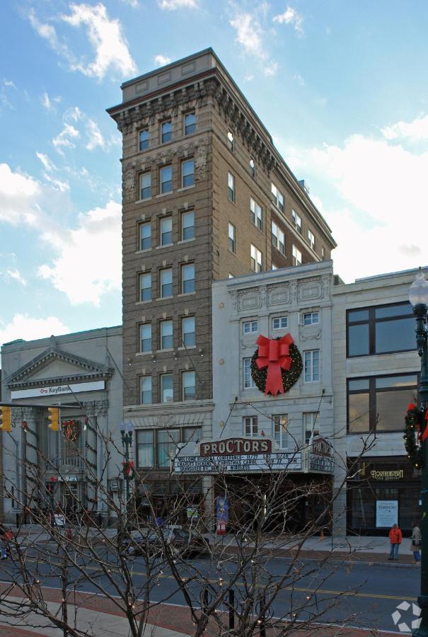 The Parker Inn Schenectady Exteriör bild